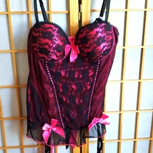 Vintage inspired bustier with g string